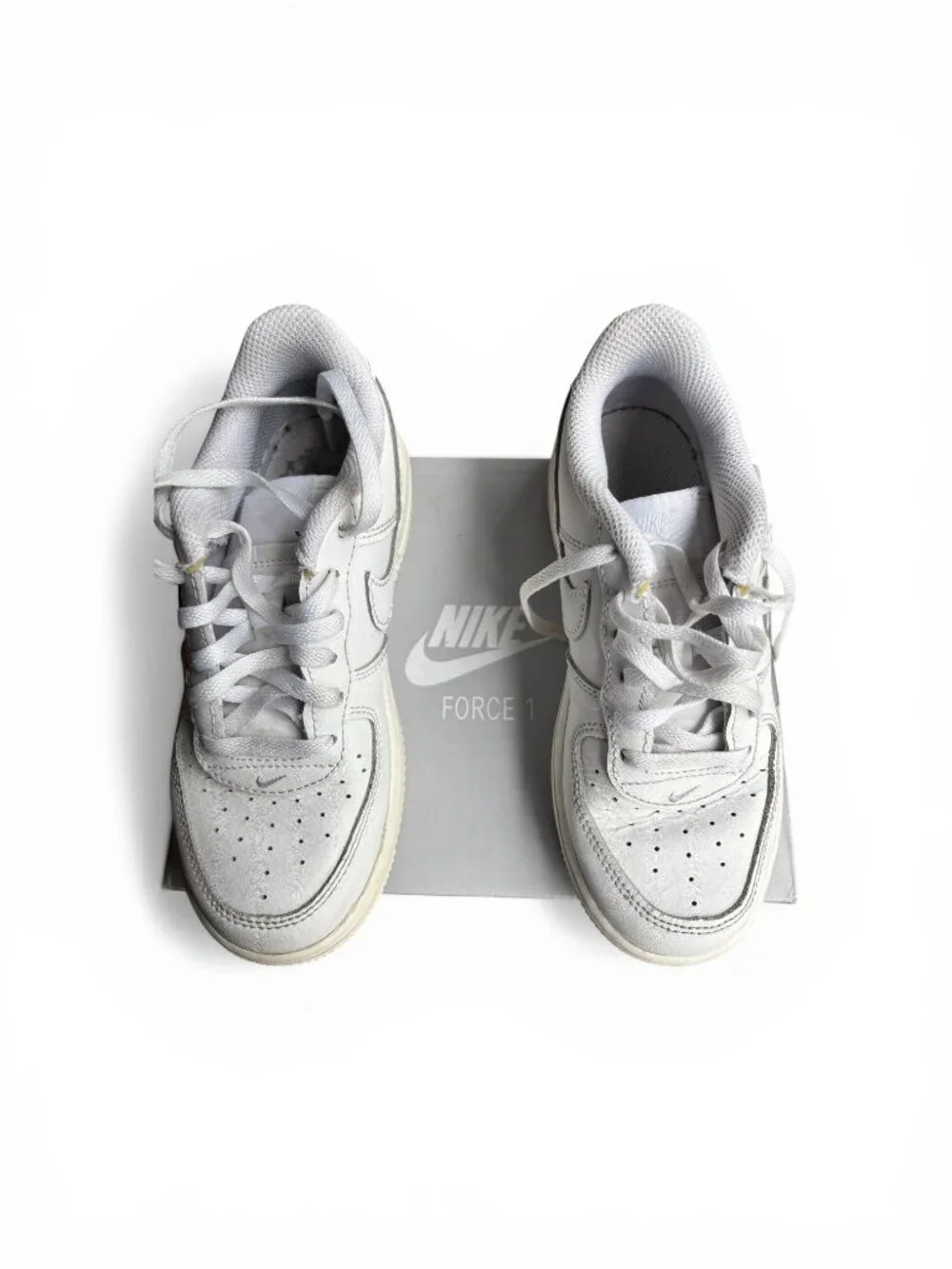Nike Force 1 Low White Leather Toddler/Youth Sneakers size 1Y (A3)